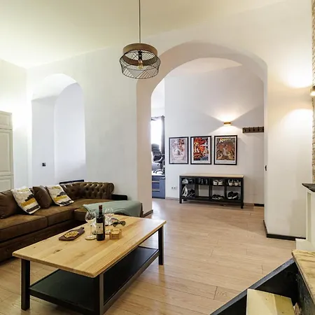 My Casa - Stalingrad 24 - Cosy Loft - Port شقة *