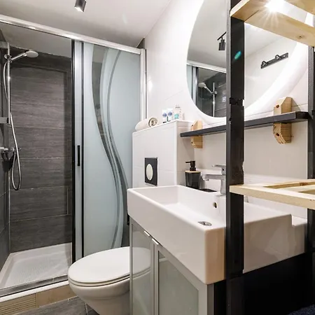 Stalingrad 24 - Cosy Loft Close Old Port Lejlighed