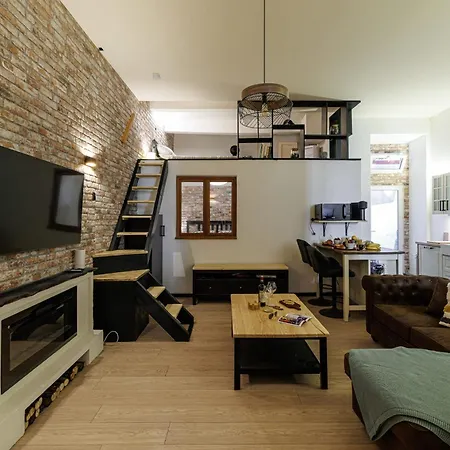 Stalingrad 24 - Cosy Loft Close Old Port * Nice