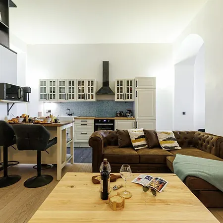 Lejlighed Stalingrad 24 - Cosy Loft Close Old Port